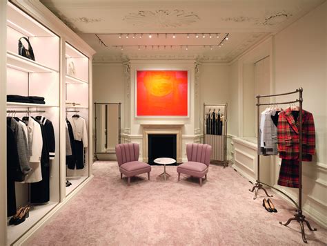 gucci bond street opening hours|gucci london sloane flagship.